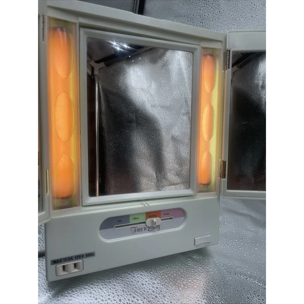 VINTAGE‎ FREE N' EASY LIGHTED TABLETOP ELECTRIC MAKEUP MIRROR MODEL 306-NAN LAMP